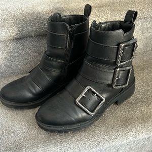 True Craft Black Size 6 Boots